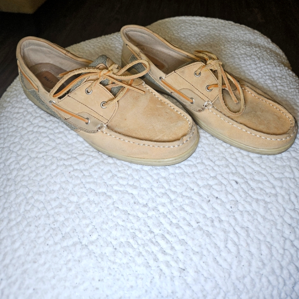 🛍 Maui Island Boat Shoes 11W